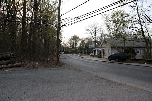 Around The Bend. Amboy